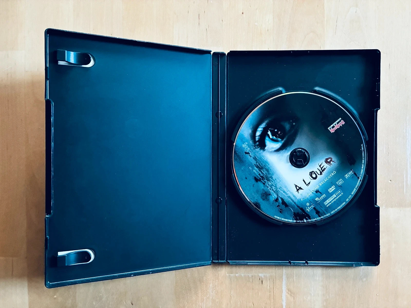 DVD For Rent by Jaume Balaguero. – photo 2